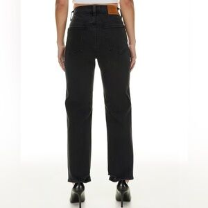 Aritzia Denim Forum The Arlo High Rise Straight